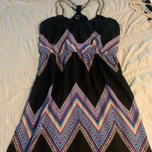 Maxi dress with chain detail